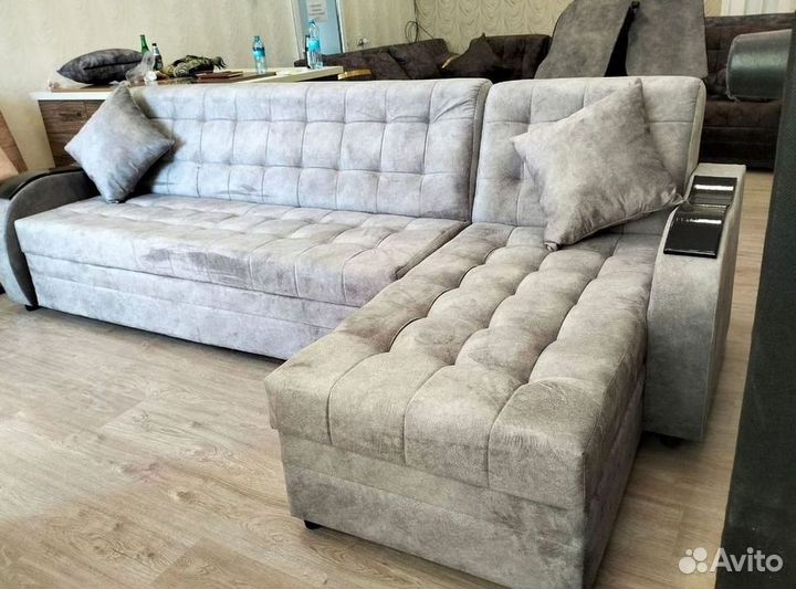 Угловой диван раскладной в наличии не б/у