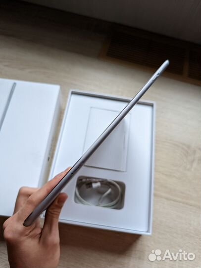 iPad air 2 LTE идеал