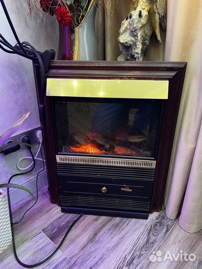 Искуственый винтажный камин