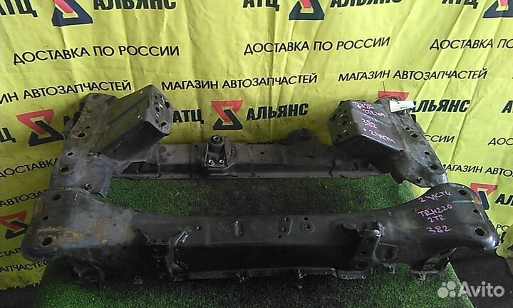 Подрамник toyota hiace TRH226 2TR-FE