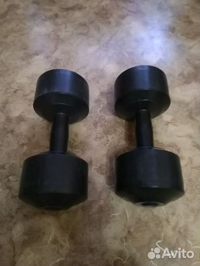 Гантели 5 кг. пластиковые