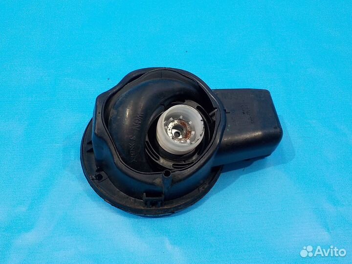 Лючок бензобака KIA Ceed (ED) 2007-2012