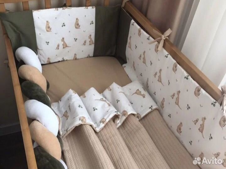 Комплект в кроватку, бортики