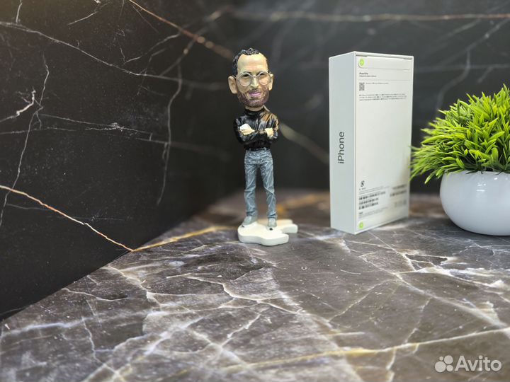 iPhone 15 Pro, 256 ГБ