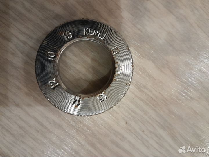 Ключ для спиц велосипеда