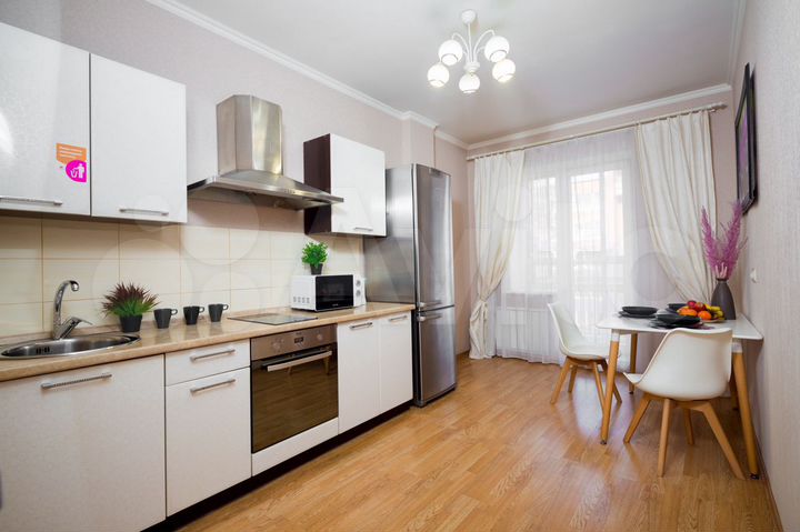 2-к. квартира, 65 м², 4/13 эт.