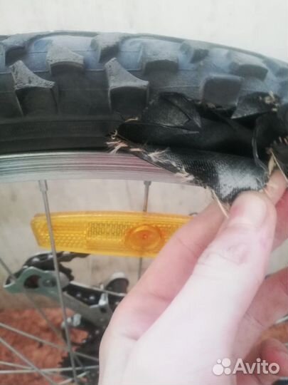 Велосипед порванная покрышка и камера