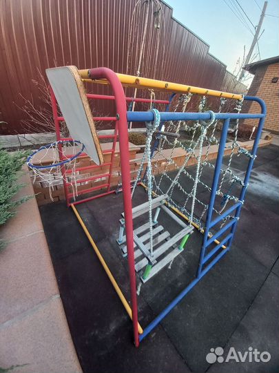 Детский спортивный комплекс уличный