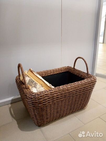 Дровница для камина из ротанга