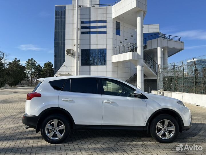 Toyota RAV4 2.0 CVT, 2015, 110 000 км