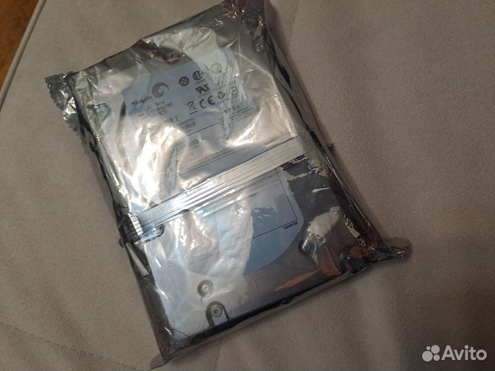 Жесткий диск Seagate Cheetan 15K ST3300657SS 300Gb