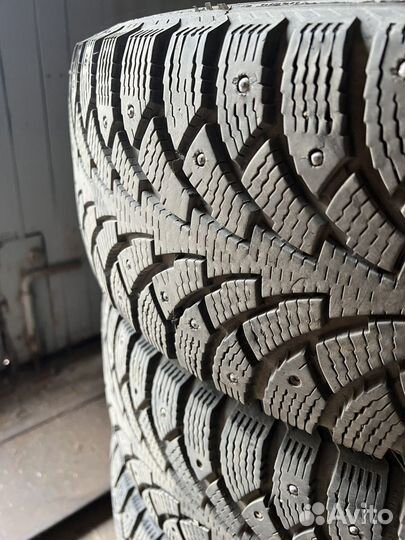 Nokian Tyres Nordman 4 215/65 R16