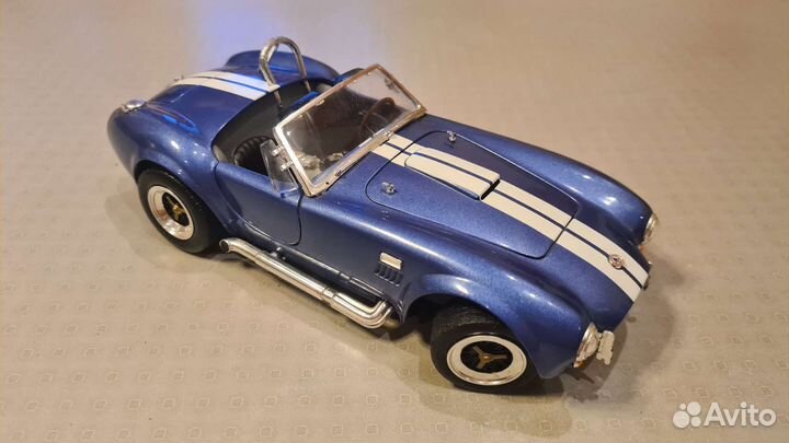 Коллекционная модель 1/18