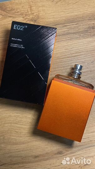 Molecules Escentric 02 Limited Edition