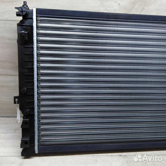 Радиатор основной Volkswagen Passat B5 Audi A4 B5