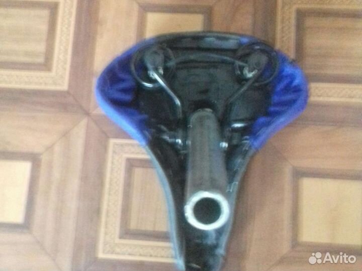 Седло для велосипеда кожаное