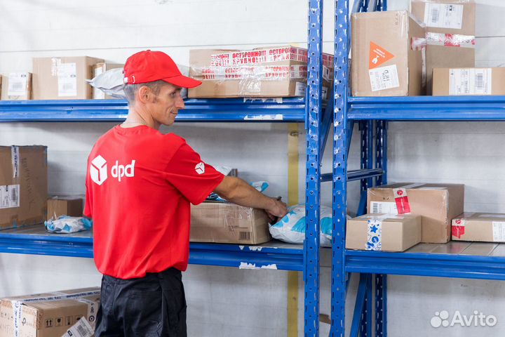 Старший кладовщик (сотрудник склада)