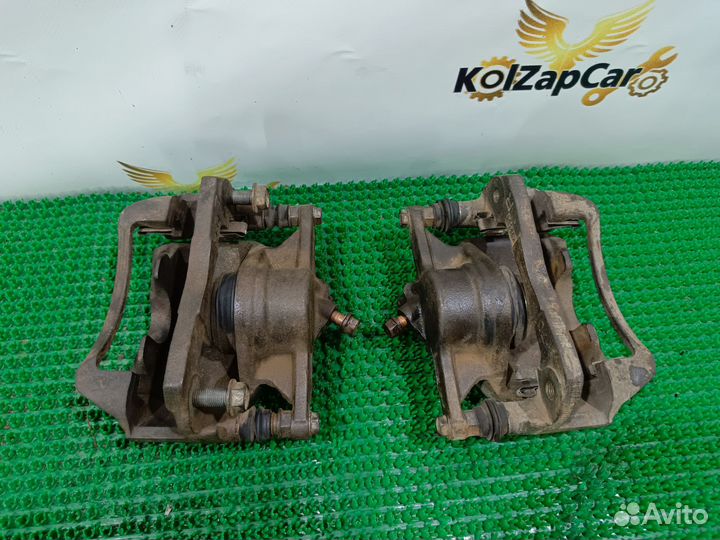 Суппорта тормозные передние Toyota Camry v30