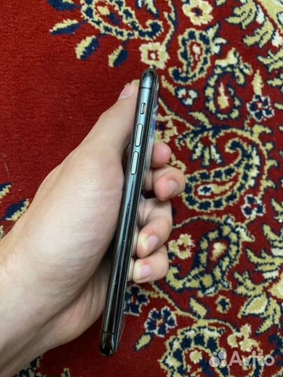 iPhone 11 Pro, 64 ГБ