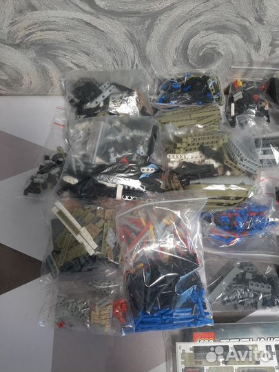 Lego Technic 42110 land rover defender