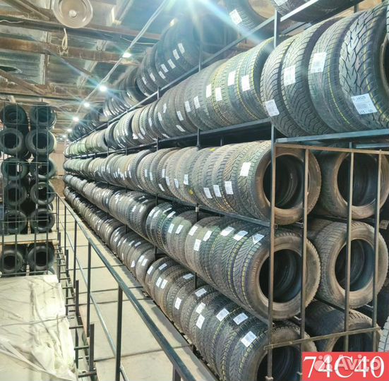 Kumho Solus KH17 215/55 R17 92P