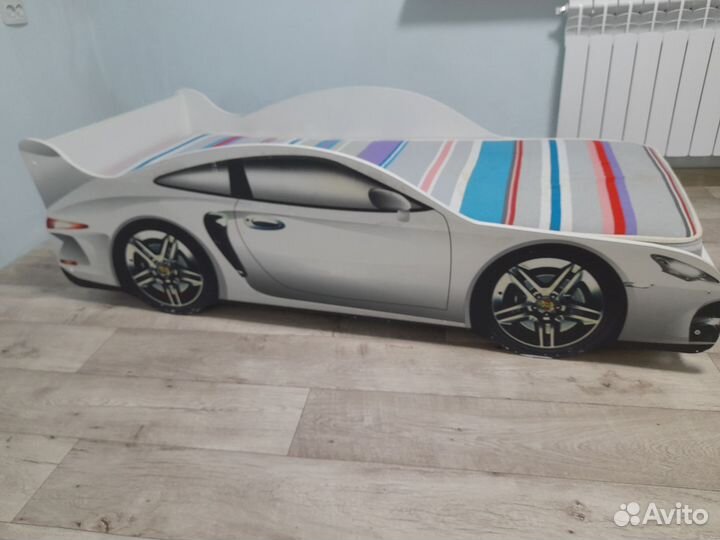 Кровать-машина детская с матрасом