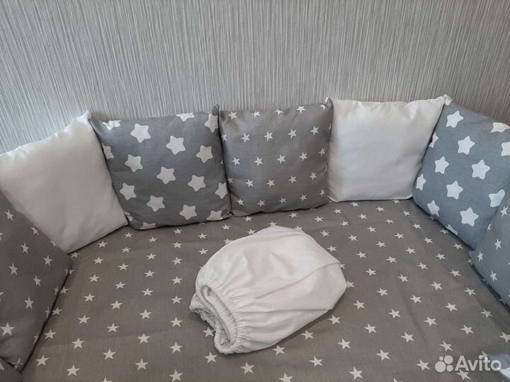 Бортики в кроватку новые