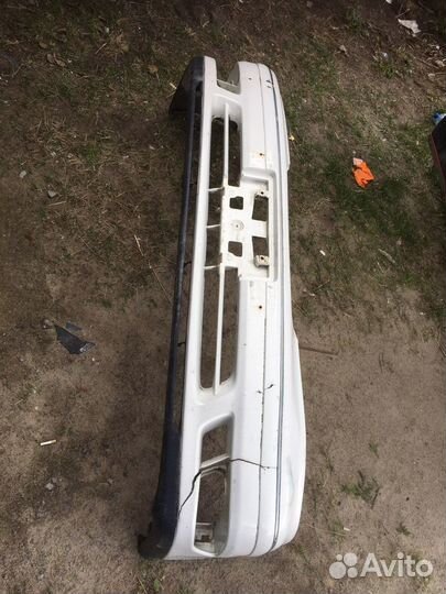 Бампер передний Toyota mark 2 x100