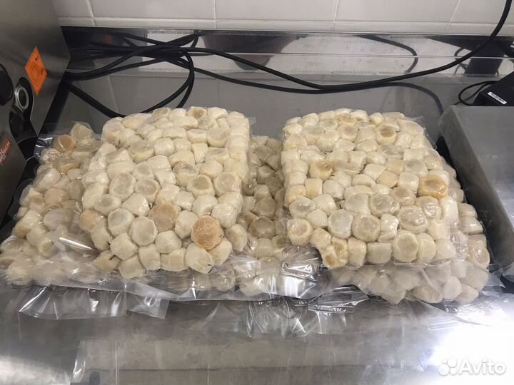 Красная икра / краб / гребешок / печень трески