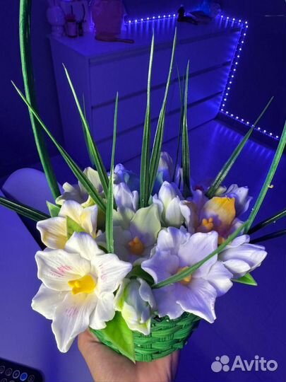 Букет лилий из мыла ко дню матени