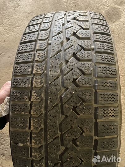 Kumho I'Zen RV Asymmetric 235/55 R18