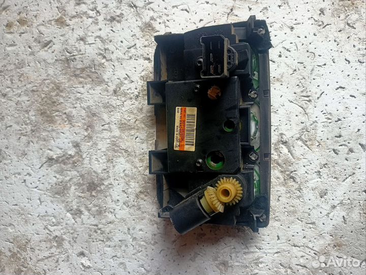 Переключатель отопителя Ford Fiesta, 1996