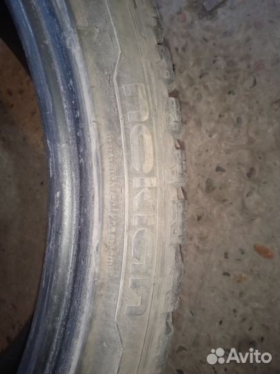 Nokian Tyres Hakkapeliitta 8 245/35 R20