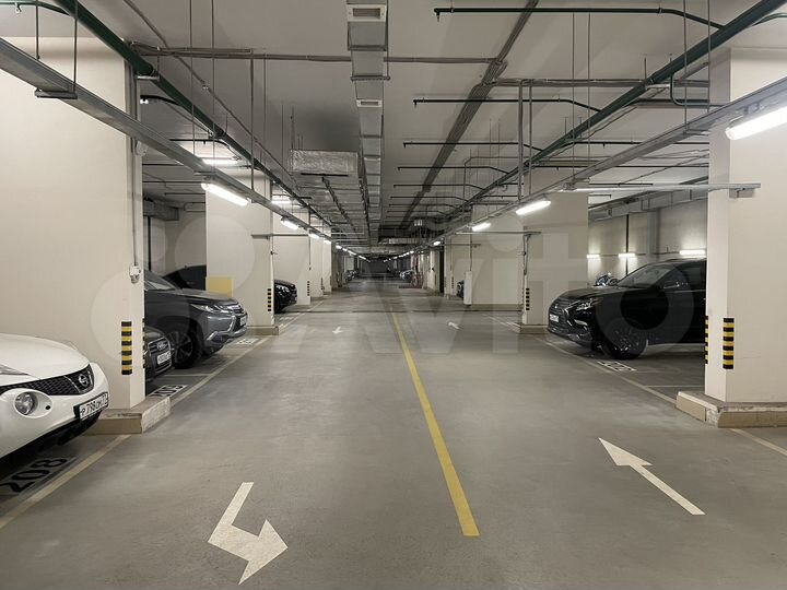 Машиноместо, 20 м²