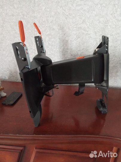 Кронштейн для телевизора на стену