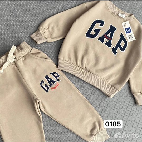 Костюм детский GAP 104,116