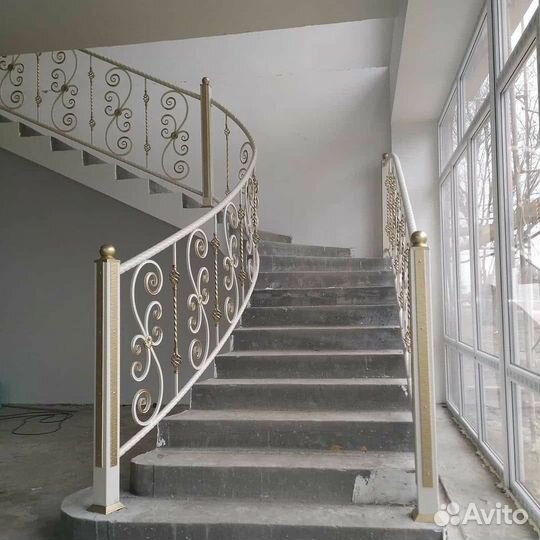 Перила для лестниц