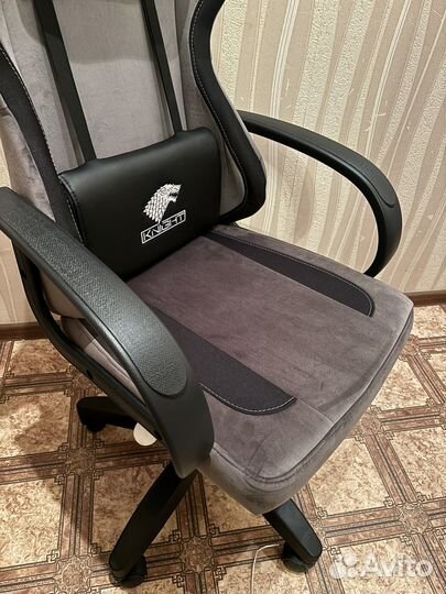 Компьютерное кресло (Новое)