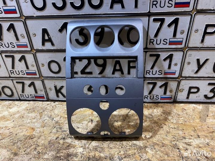 Накладка на торпедо Citroen Berlingo 1.9 2005