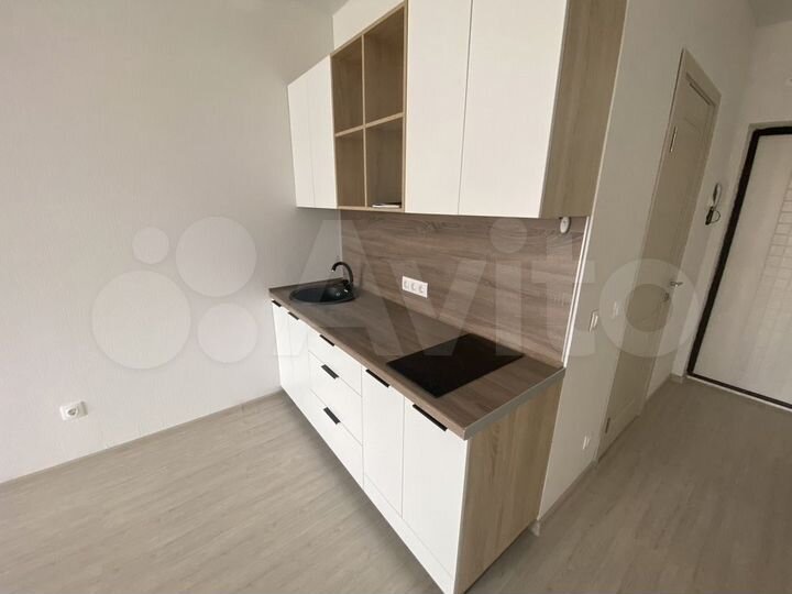 Квартира-студия, 30 м², 13/18 эт.