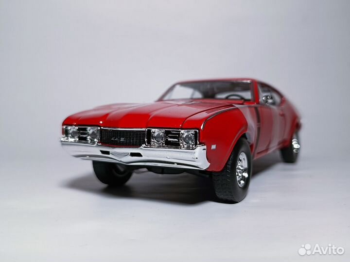 Модель 1968 Oldsmobile 442 Welly 1:24