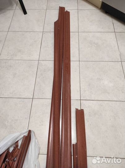 Плинтус в отличном состоянии