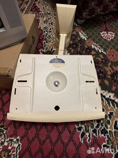 Цветной телевизор sharp