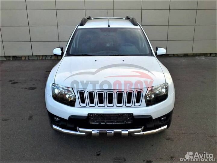 Решётка радиатора Cherokee Style Renault Duster