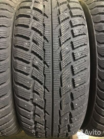 Marshal I'Zen RV Stud KC16 265/65 R17