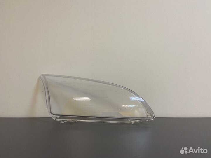 Стекло фары Форд Фокус/ Ford Focus