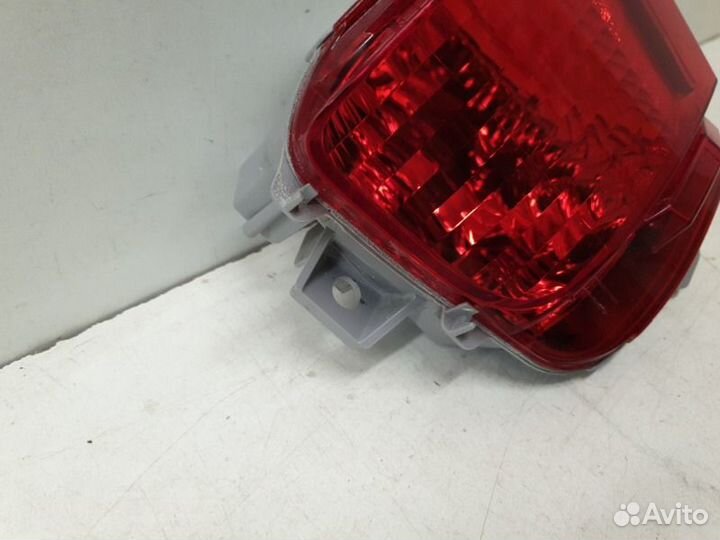 Фонарь противотуманный задний левый Toyota Land