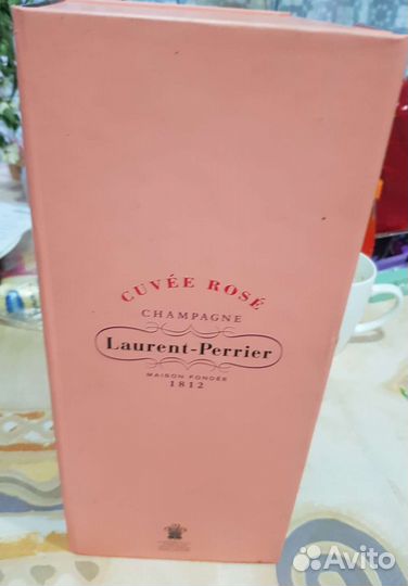 Коробка от шампанского