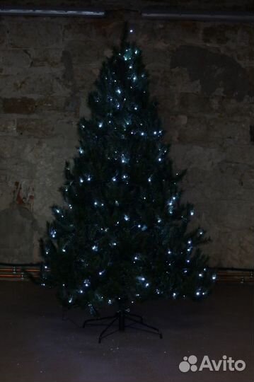 Елка искусственная хорватия с холодными огнями