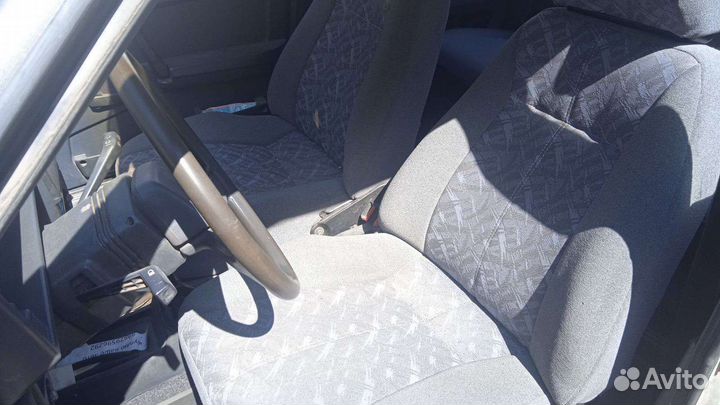 ВАЗ 21099 1.5 МТ, 1993, 250 000 км